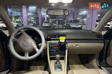 Седан Audi A4 2002 в 
