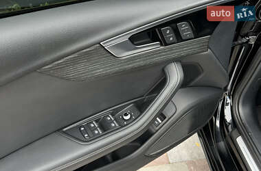 Седан Audi A4 2020 в 