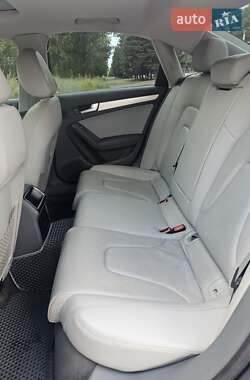 Седан Audi A4 2013 в 