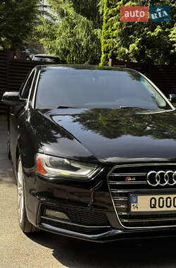 Седан Audi A4 2013 в 