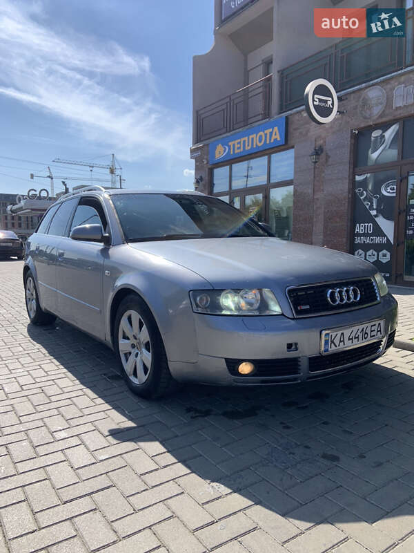 Універсал Audi A4 2004 в Ужгороді