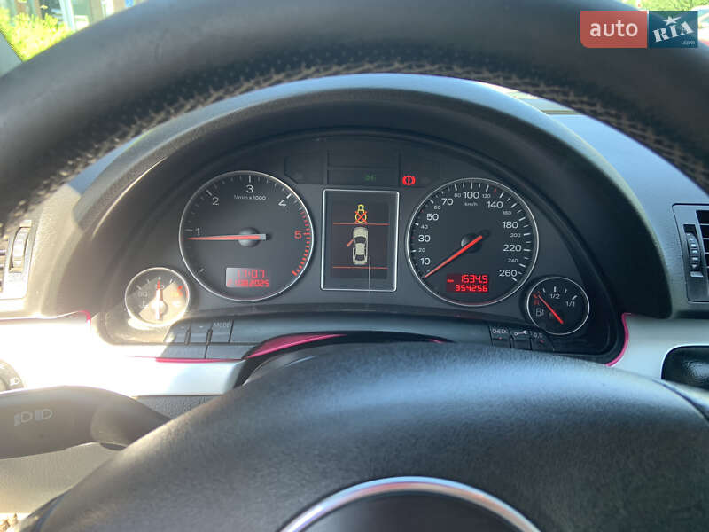 Універсал Audi A4 2004 в Ужгороді