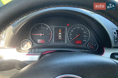 Универсал Audi A4 2004 в 