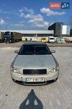 Седан Audi A4 2001 в Львове