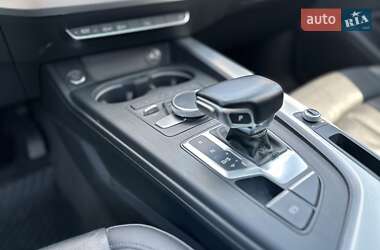 Седан Audi A4 2016 в 