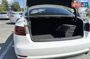 Седан Audi A4 2016 в 
