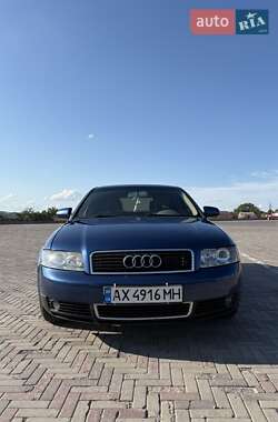 Седан Audi A4 2003 в 