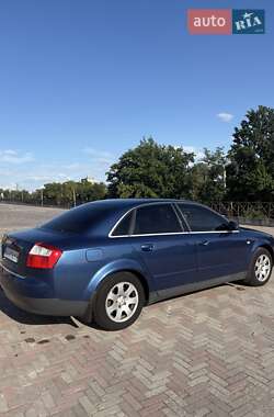 Седан Audi A4 2003 в 