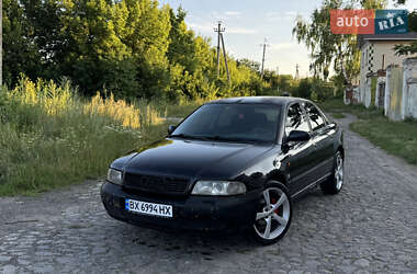 Седан Audi A4 1998 в Летичеве