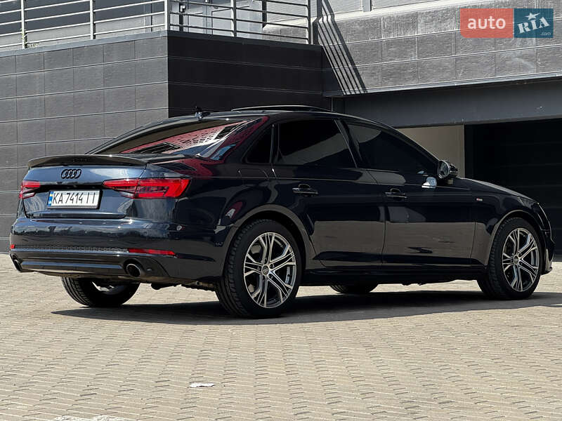 Седан Audi A4 2016 в Киеве