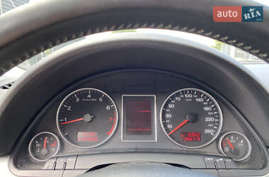 Седан Audi A4 2005 в Новояворівську