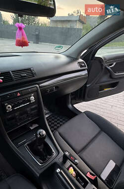 Универсал Audi A4 2004 в 