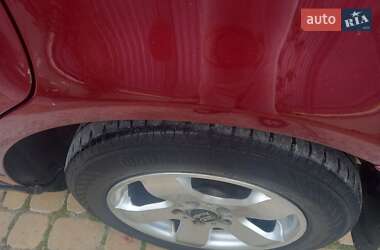 Седан Audi A4 2000 в 