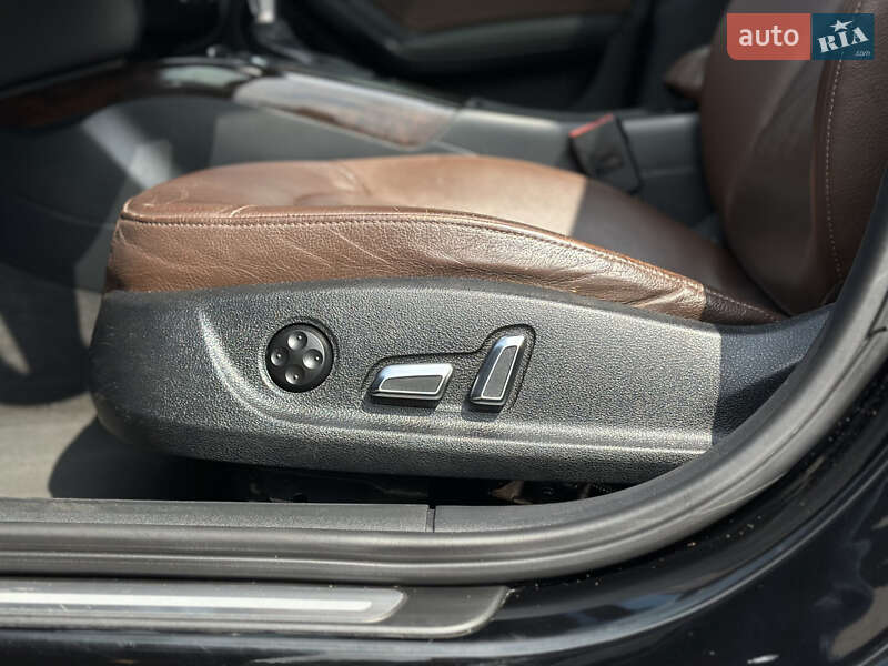Седан Audi A4 2013 в Шептицькому