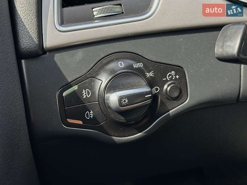 Седан Audi A4 2013 в Шептицькому