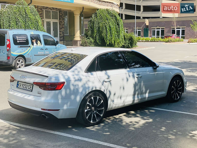 Седан Audi A4 2016 в Києві
