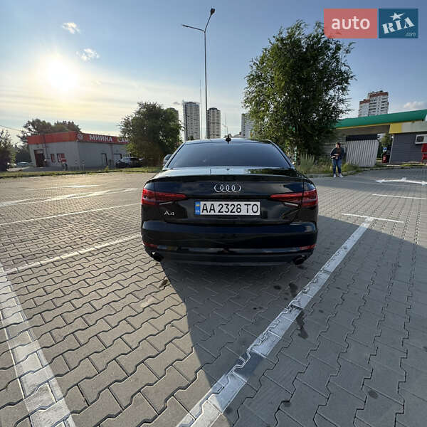Седан Audi A4 2016 в Киеве