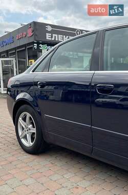 Седан Audi A4 2003 в 