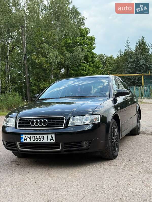 Седан Audi A4 2001 в Житомире