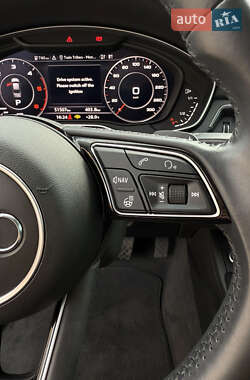 Седан Audi A4 2018 в 