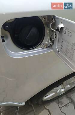 Седан Audi A4 2001 в Ладижині