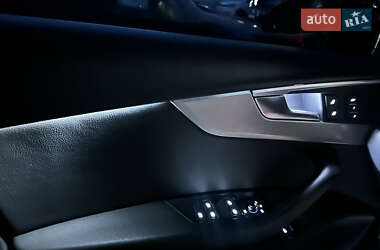 Седан Audi A4 2016 в 
