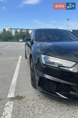 Седан Audi A4 2016 в 