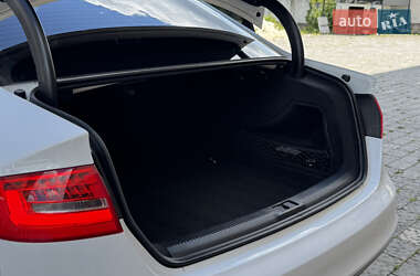 Седан Audi A4 2015 в 