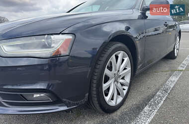Седан Audi A4 2012 в 