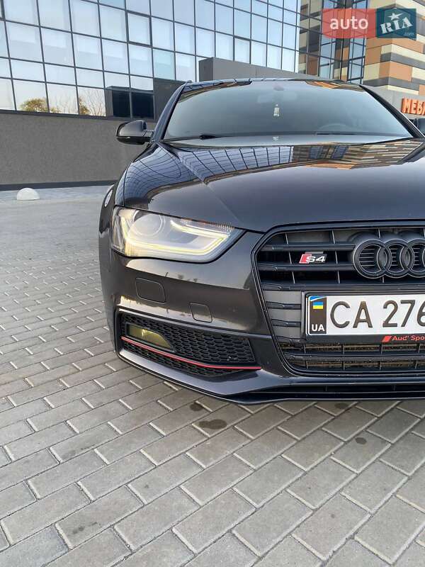 Універсал Audi A4 2013 в Черкасах