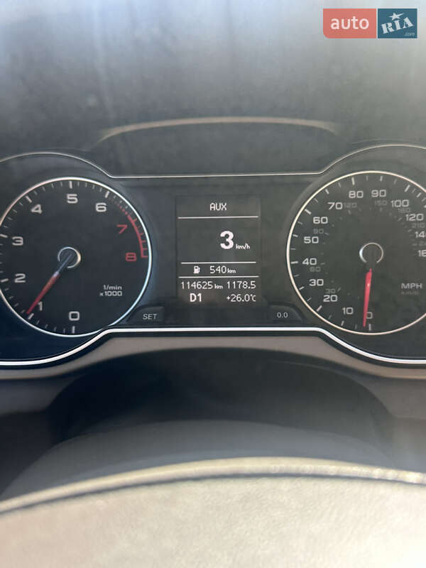 Седан Audi A4 2013 в Києві