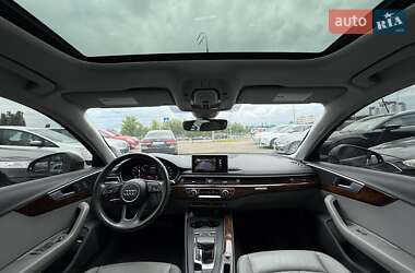 Седан Audi A4 2018 в 