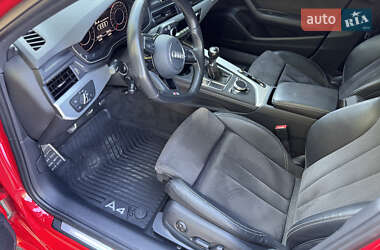 Седан Audi A4 2017 в 