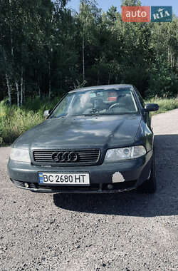 Седан Audi A4 1999 в 