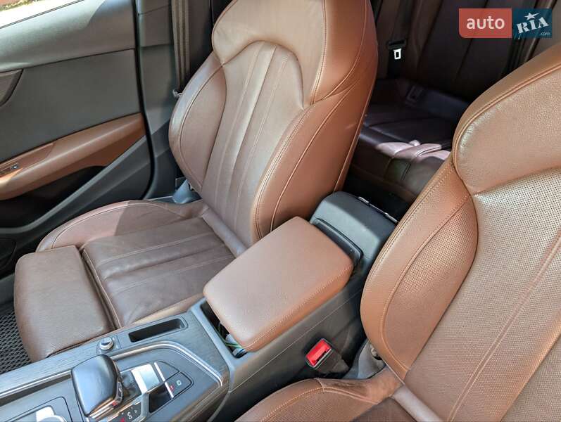 Седан Audi A4 2016 в Сумах