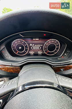 Седан Audi A4 2016 в 