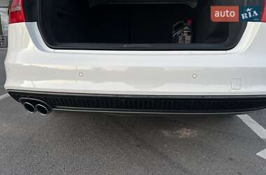 Седан Audi A4 2015 в 