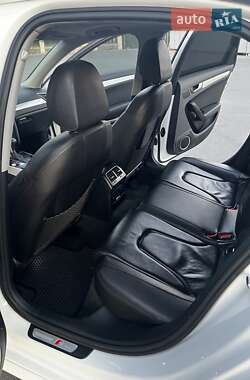 Седан Audi A4 2015 в 