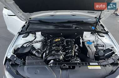 Седан Audi A4 2015 в 