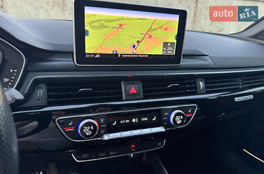 Седан Audi A4 2018 в 