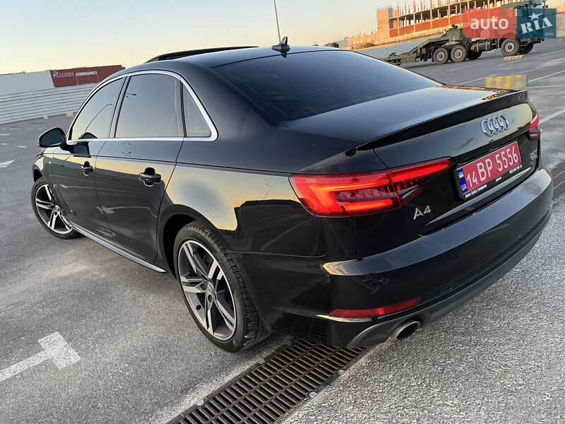 Седан Audi A4 2017 в Львові