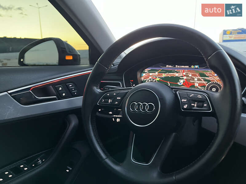 Седан Audi A4 2017 в Львові