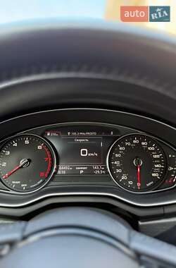 Седан Audi A4 2017 в 