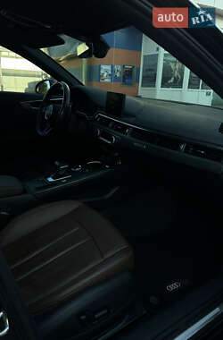 Седан Audi A4 2016 в 