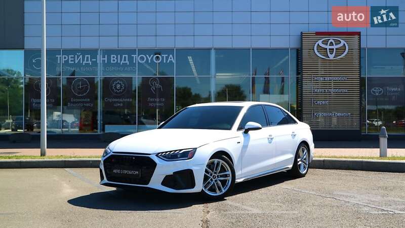 Audi A4 2023