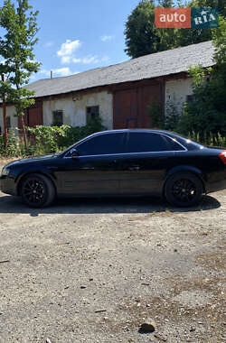 Седан Audi A4 2001 в 