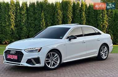 Седан Audi A4 2022 в 