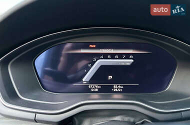 Седан Audi A4 2022 в 