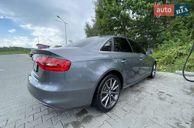 Седан Audi A4 2015 в 