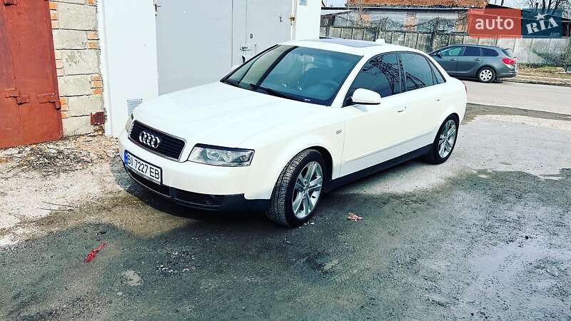 Седан Audi A4 2004 в Полтаве